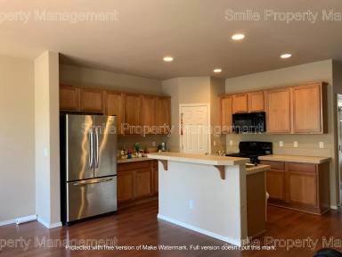 Main picture of 1406 NE Alexandria Pl