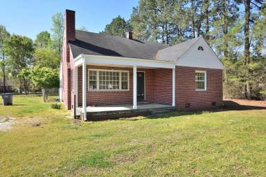 Main picture of 816 S Winstead Ave