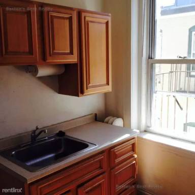 Main picture of 80 Gordon St