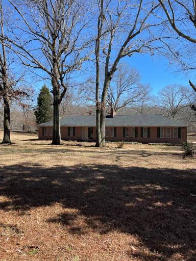 Main picture of 1051 Cooley Bridge Rd