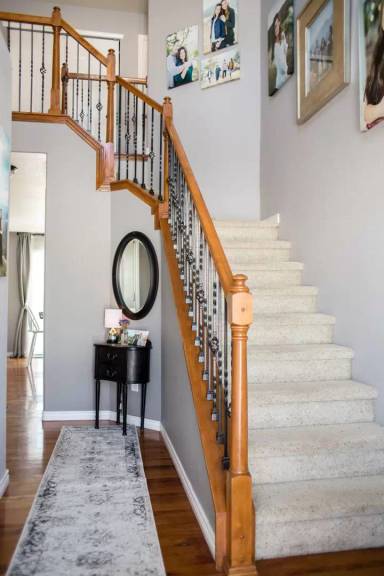 Main picture of 269 Hawthorne Ave