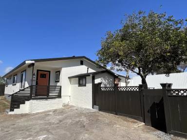 Main picture of 2745 Ridgeway Dr