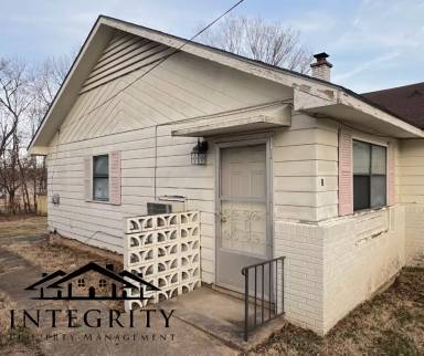 Main picture of 110 Fleetwood Dr