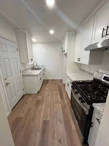 Main picture of 2131 Raymond Ave