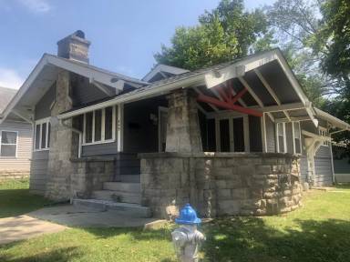 Main picture of 429 S Henderson St