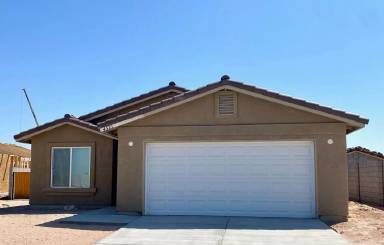 Main picture of 4521 S Desert Willow Way
