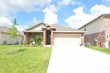 Main picture of 6019 Ambrose Cir