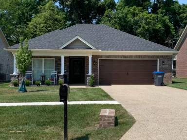 Main picture of 7810 Annalisa Dr