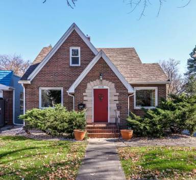 Main picture of 608 S College Ave