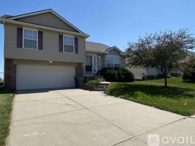 Main picture of 14401 S 27th St