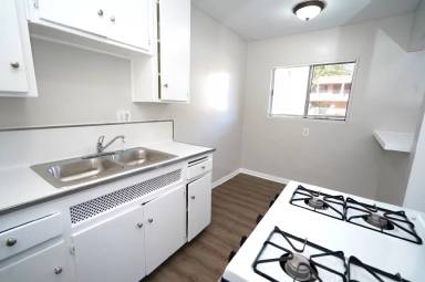 Main picture of 766 S Dudley St