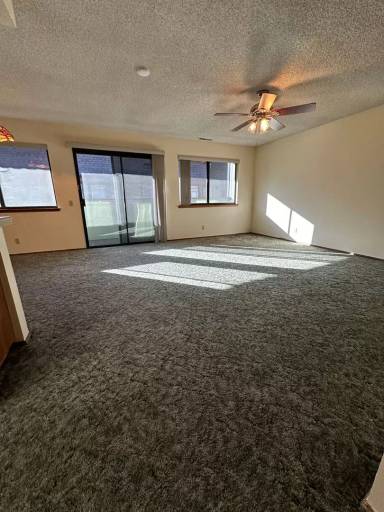 Main picture of 263 E Line St