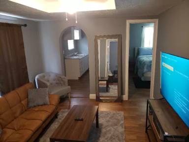 Main picture of 3514 Nagle St