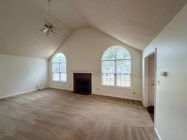 Main picture of 4109 Northlake Dr