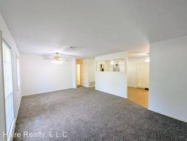 Main picture of 9248 Savanna Dr