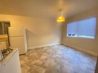 Main picture of 1600 Frisbie Ct