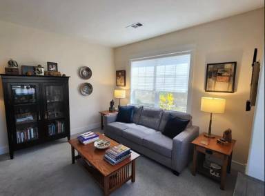 Main picture of 882 Plum Ridge Dr