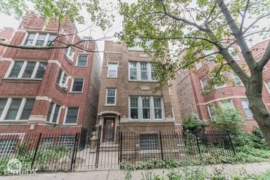Main picture of 6442 N Bosworth Ave