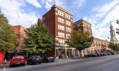Main picture of 450 Massachusetts Ave