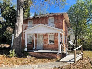 Main picture of 2677 Napier Ave