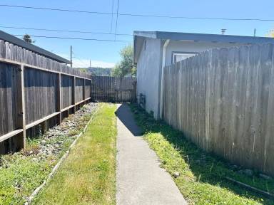 Main picture of 2565 Wyatt Ln