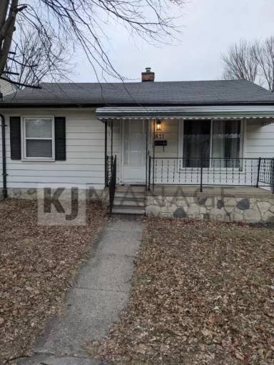 Main picture of 1621 E Granet Ave