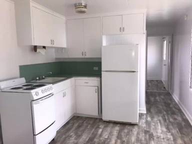 Main picture of 2033 Oswald St