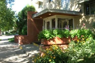 Main picture of 800 N Ogden St