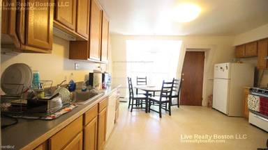 Main picture of 5 High Street Pl