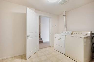 Main picture of 408 W Barrett St