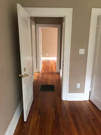 Main picture of 2717 Oak St