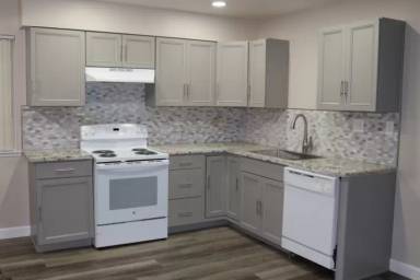Main picture of 9055 Folsom Blvd