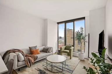 Main picture of 136 N Aberdeen St