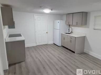 Main picture of 815 S Bay Ave