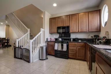 Main picture of 1386 Dandelion Way