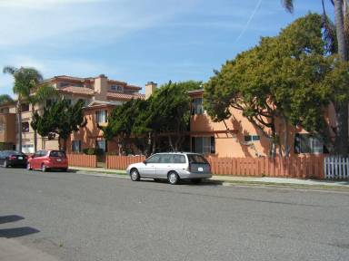 Main picture of 266 Daisy Ave