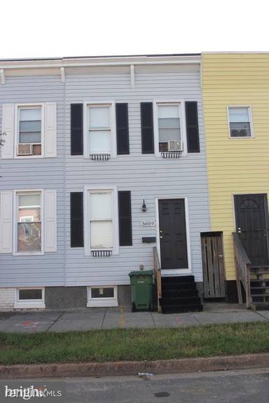 Main picture of 3609 4th St