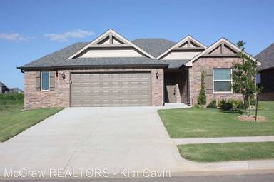 Main picture of 13009 S 1st St