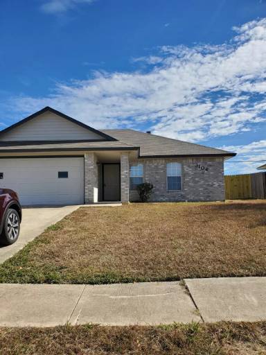 Main picture of 3104 Southhill Dr
