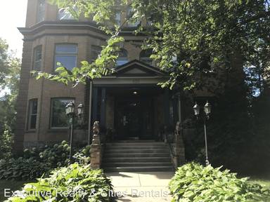 Main picture of 550 Summit Ave