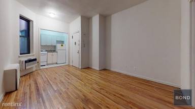 Main picture of 304 E 90th St