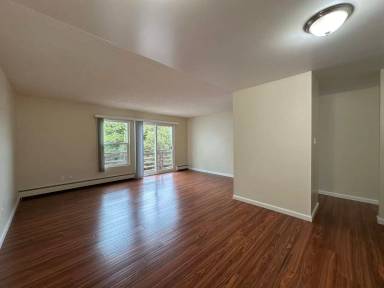 Main picture of 1330 Irving St