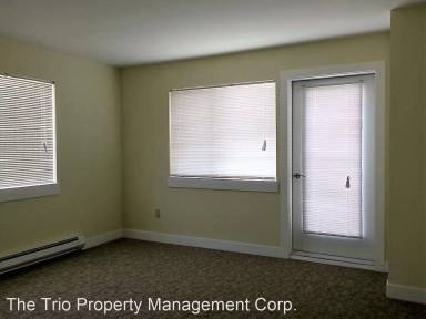 Main picture of 310 N 103rd St