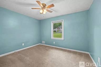 Main picture of 412 Willow Ct SE