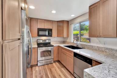Main picture of 505 San Pasqual Valley Rd