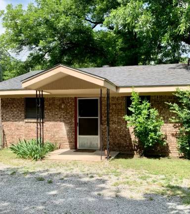 Main picture of 650 W Minnie St