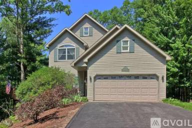 Main picture of 4440 Ground Pine Trl