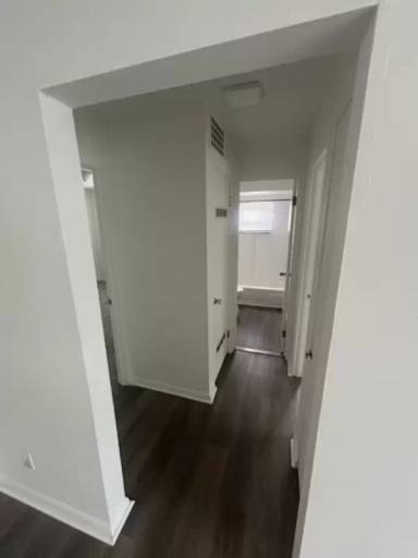 Main picture of 33000 Aurora Rd