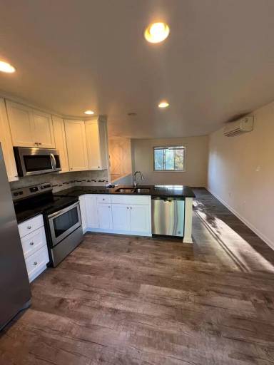 Main picture of 485 Crosswinds Dr