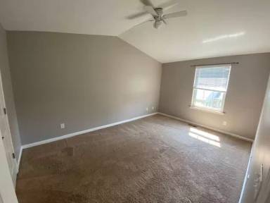 Main picture of 190 Pine Tree Ridge Dr